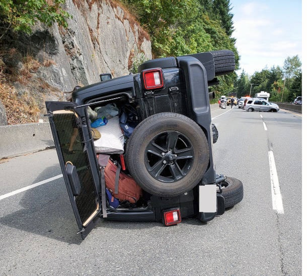 26094425_web1_210812-CHC-Sunday-highway-accident-traffic_2