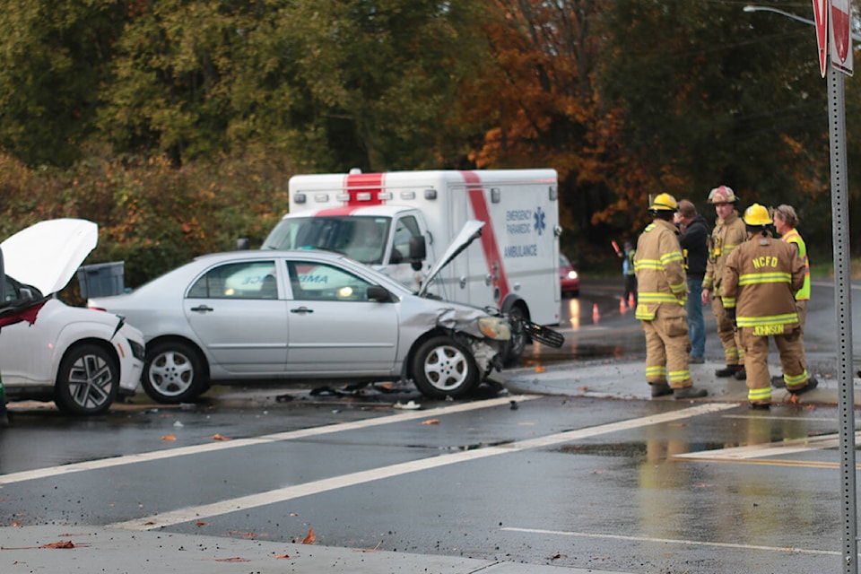 26896141_web1_211021-CCI-Chemainus-road-crash-Oct20-crash_1