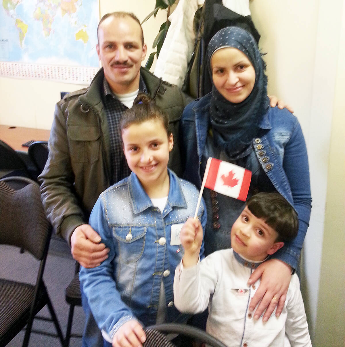 27038422_web1_211104-CHC-Crofton-Syrian-refugee-family-citizens_3