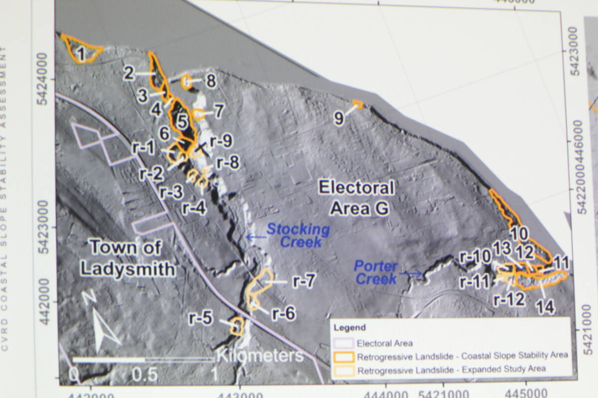 29386552_web1_220609-CHC-Saltair-slope-stability-meeting_6