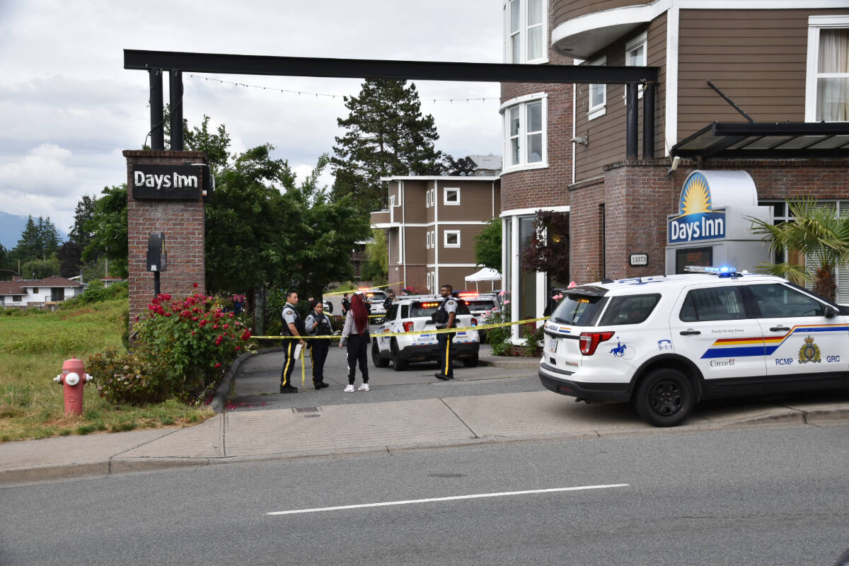 29667782_web1_220707-SUL-RCMP-IHIT-shooting-hotel_1