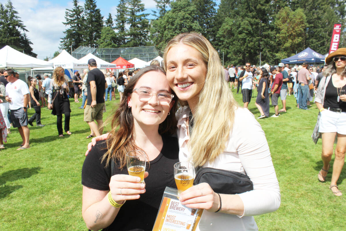 30085719_web1_220818-CHC-Craft-beer-and-food-festival-fever_3