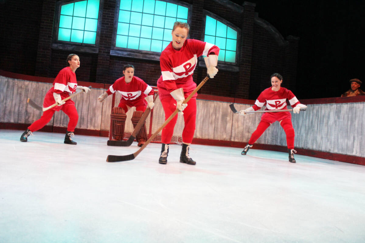 30341723_web1_220915-CHC-Glory-theatre-show-hockey_16