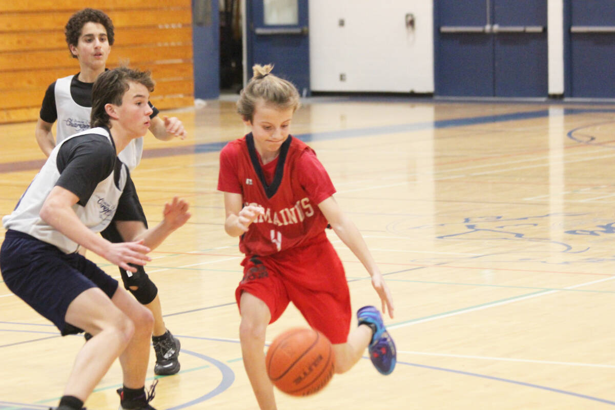 31646394_web1_230126-CHC-Junior-basketball-game_6