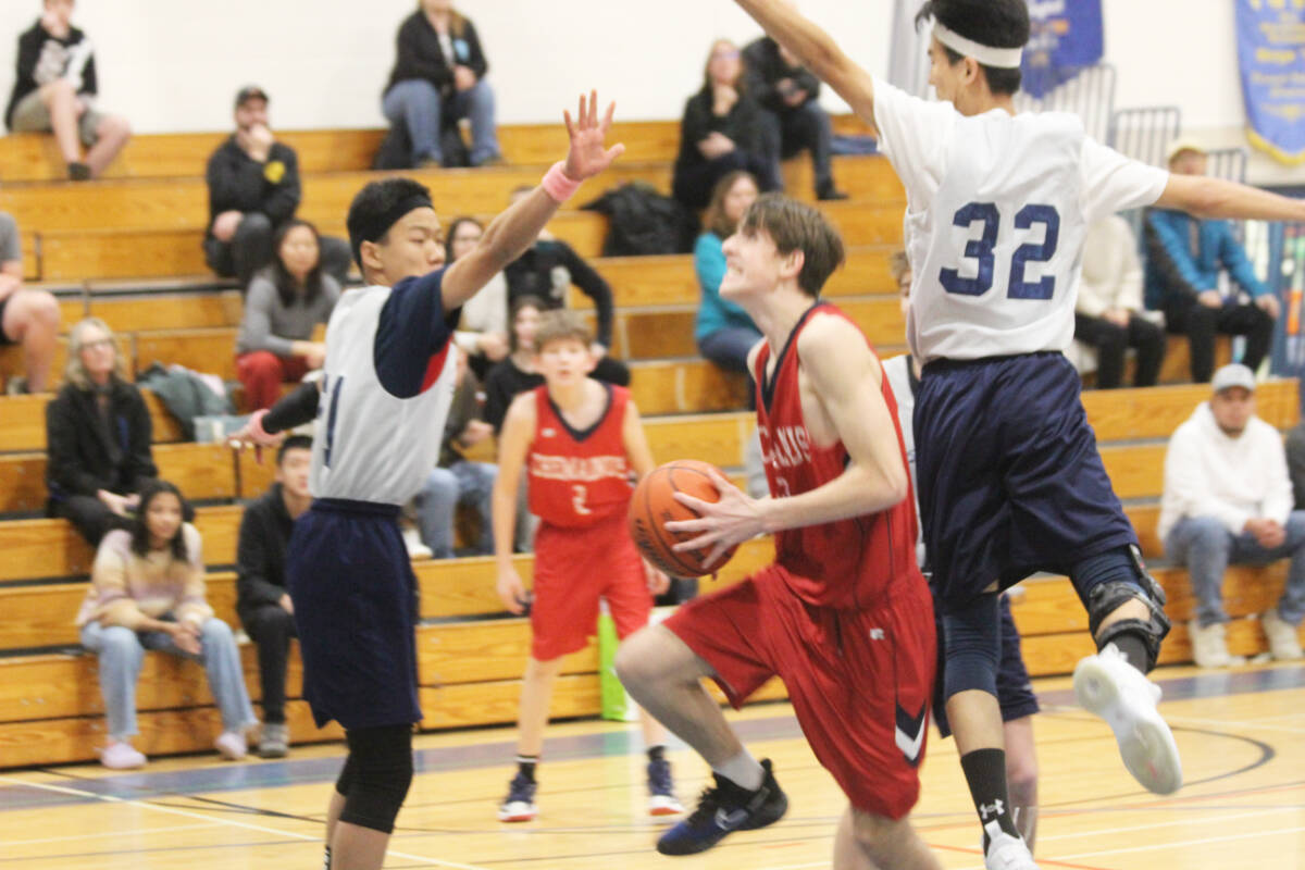 31646394_web1_230126-CHC-Junior-basketball-game_7