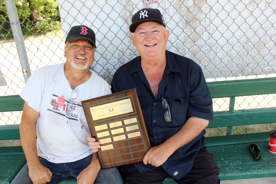 33106368_web1_230629-CHC-Baseball-coaches-award_2