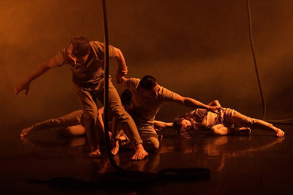 throe-corporeal-imago-photo-chris-randle-artist-alex-tam_-eowynn-enquist_-marissa-wong_isak-enquist-1-scaled