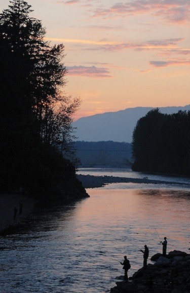 32708chilliwackVedderSunsetFishermen