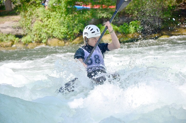 91439chilliwackJazmyneDenhollanderWhitewaterKayakChampionshipsQuebec