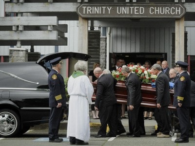 92277tricityTE0625_BettyFoxFuneral02c
