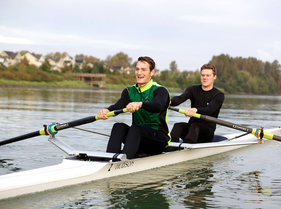 9168831_web1_UFVRowing