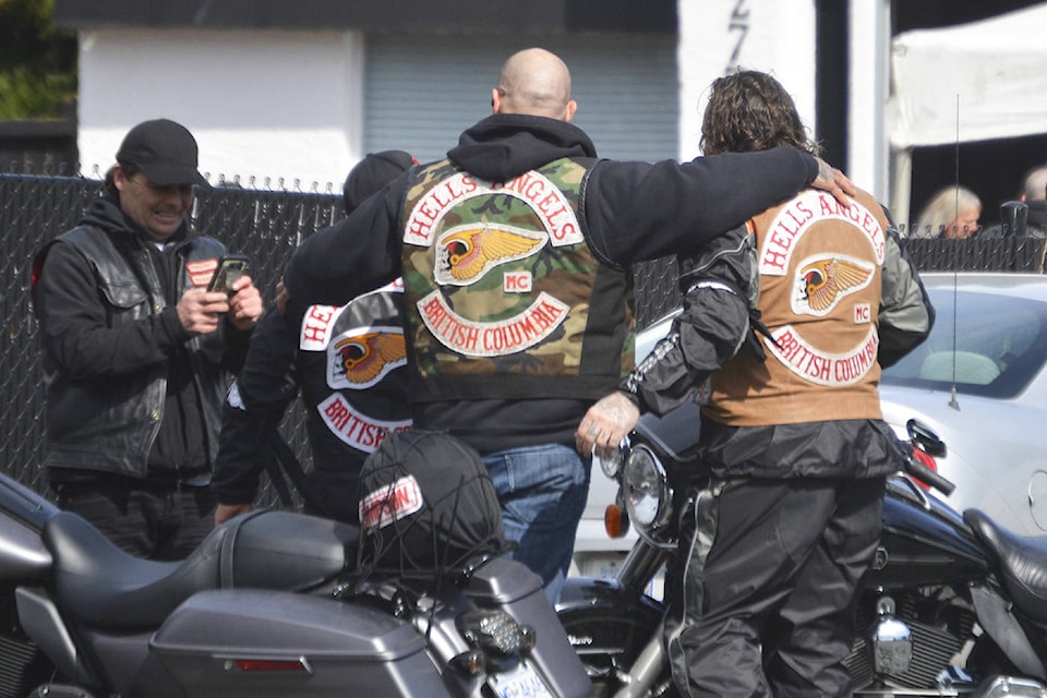 10979319_web1_copy_copy_170405-GNG-HellsAngelsRide_5