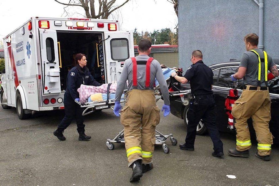 11656763_web1_10257938_web1_180119-SNW-M-emergency-crews-responding-to-overdose-in-Surrey-1024x683