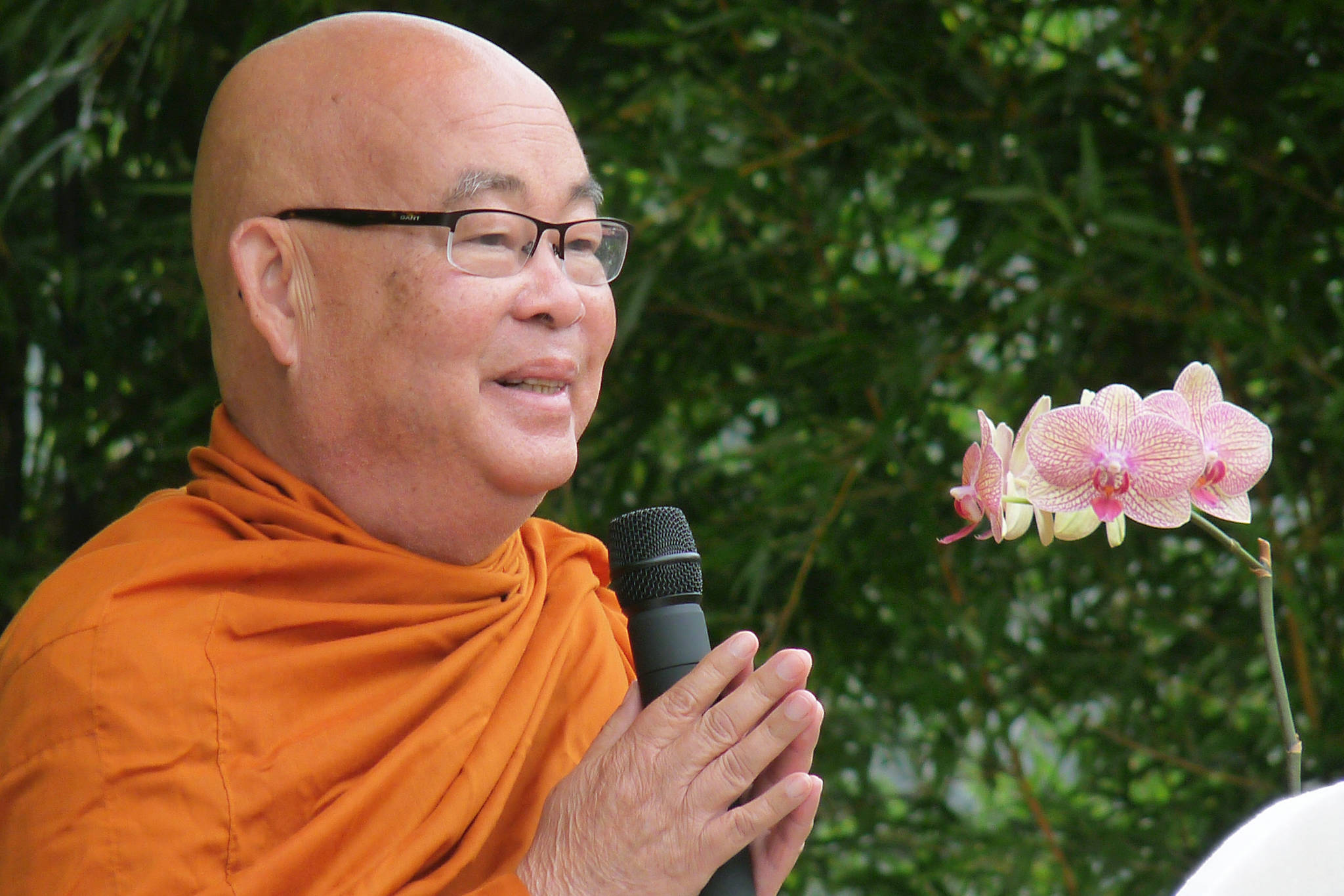 13109756_web1_180812-LAT-Buddhist-festival-speaker