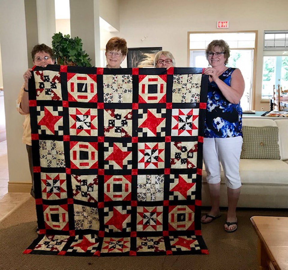 18873192_web1_QuiltsOfValour.SUBMITTED