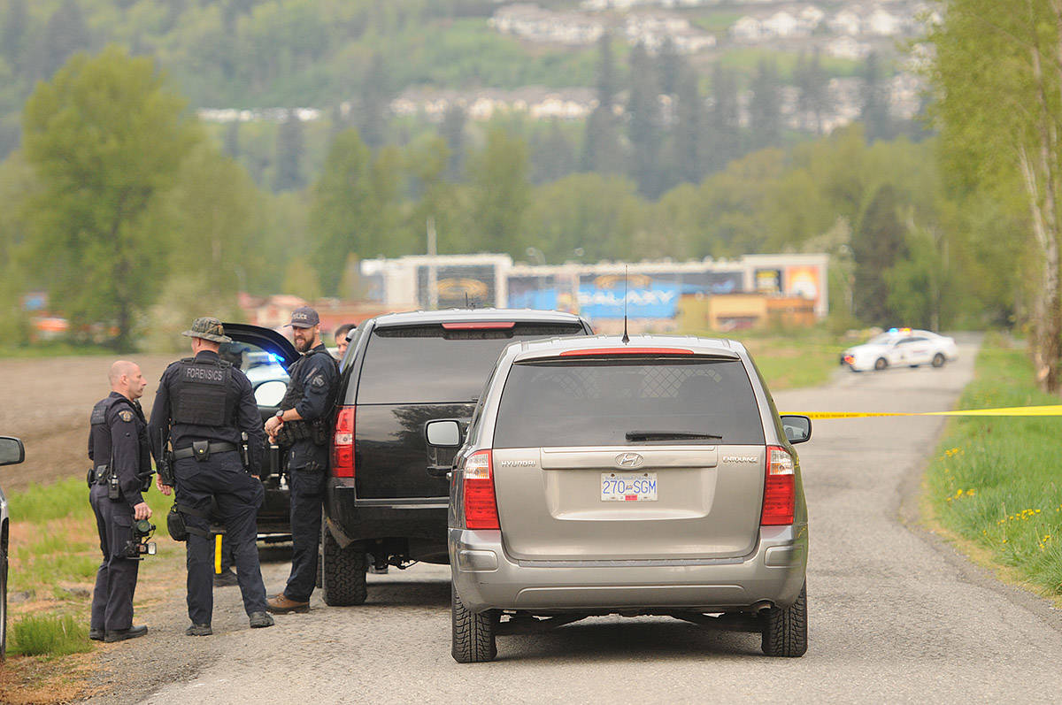 21361324_web1_200424-CPL-RCMP-parr-road_1