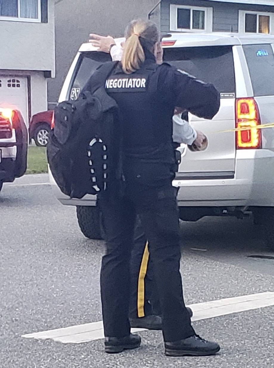 21631883_web1_200523-CPL-Shooting-RCMP-active-shooter_2