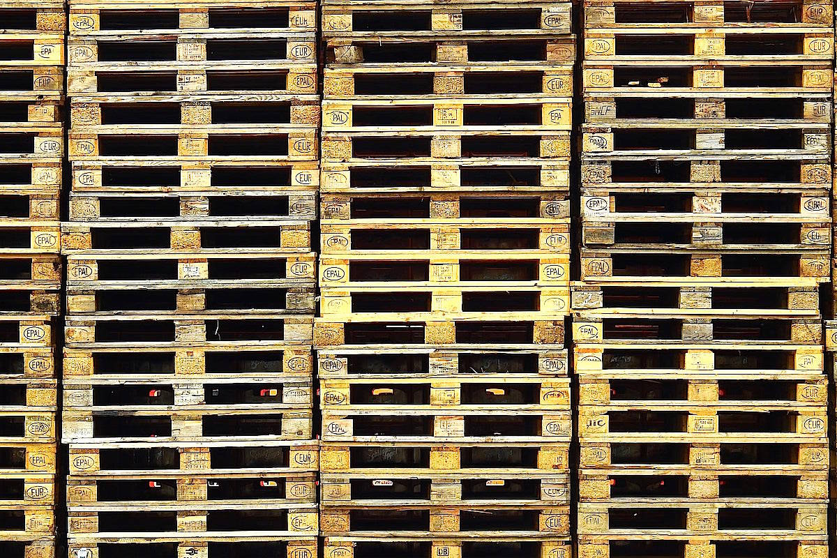 22451518_web1_copy_200818-CPL-Pallets-Recycled_1