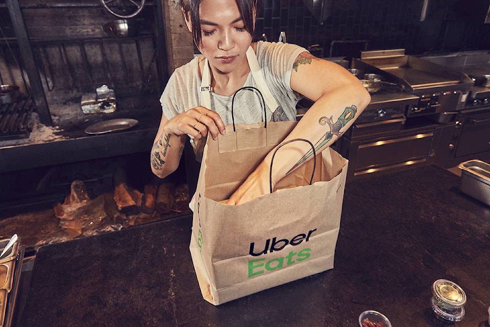 24032913_web1_210126-ABB-Uber-Eats-arrives_1