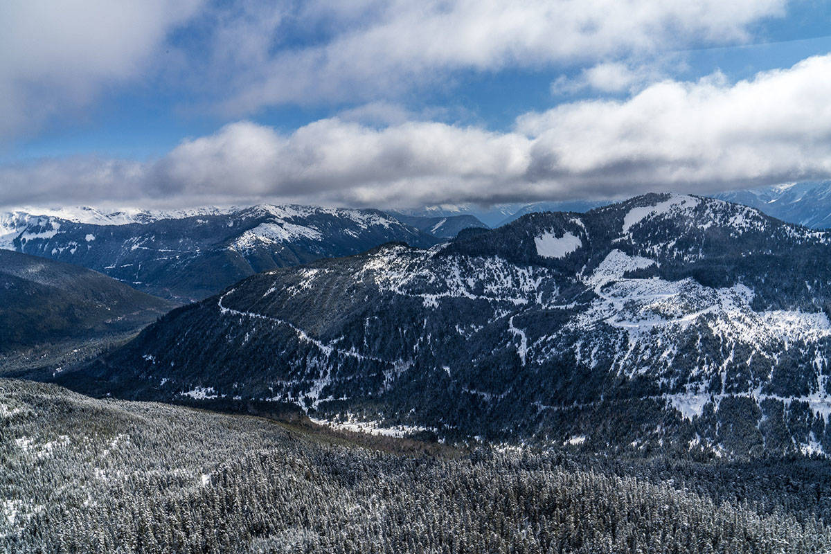 Looking east from Chipmunk Ridge (approx. location of Gondola #2 upper terminal), with views of the Cascade Range.