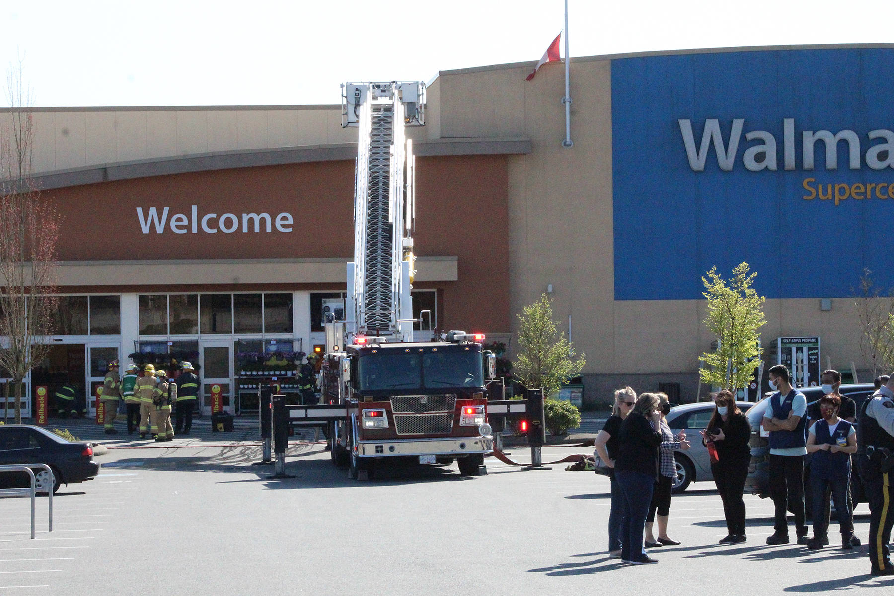 UPDATE: Fire investigators on scene at Mission Walmart