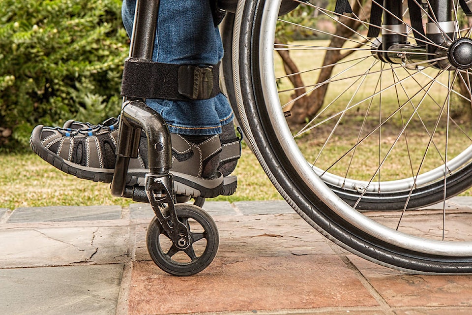 25000603_web1_Wheelchair-for-disability-column