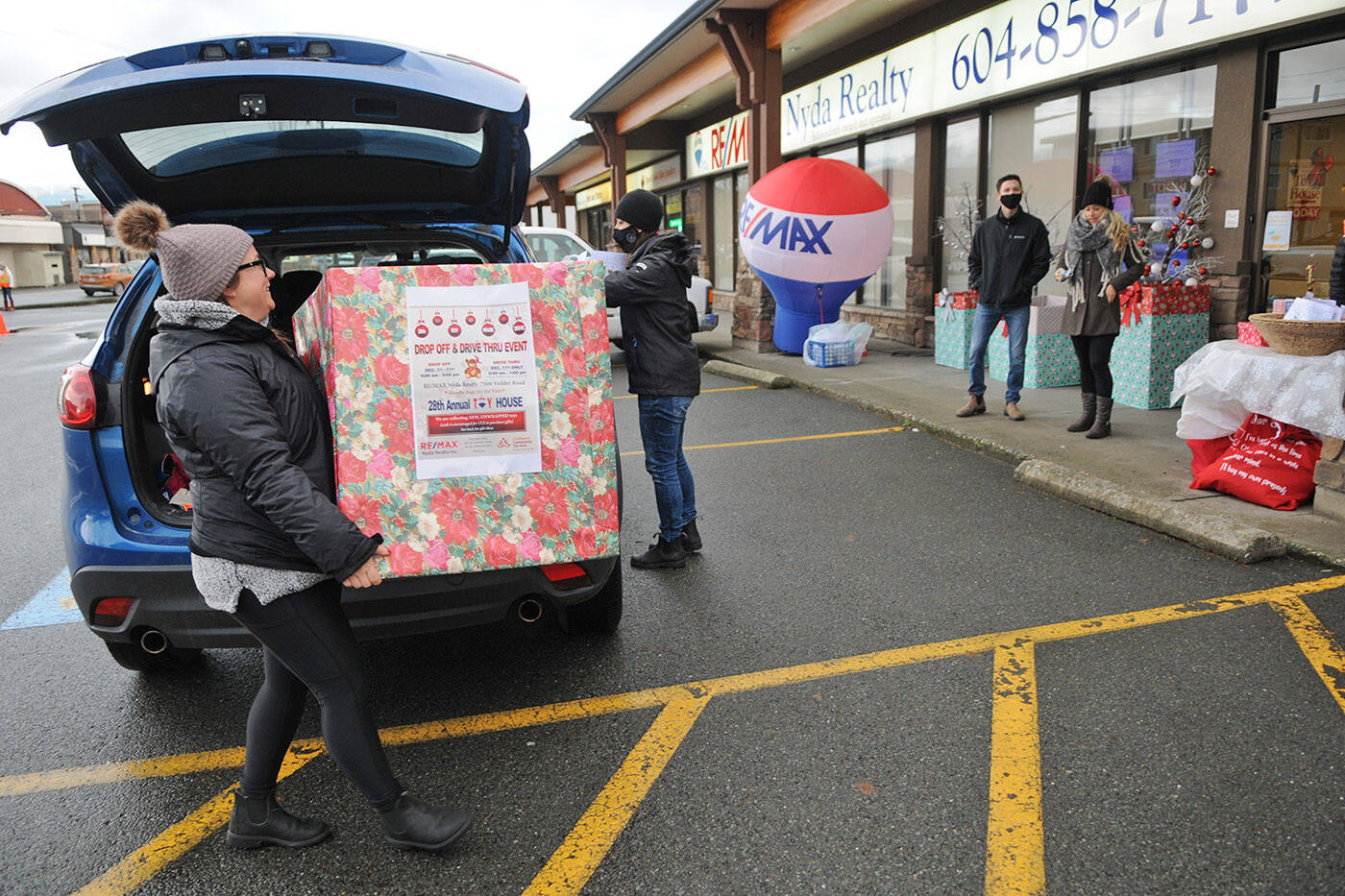 UPDATE Remax collects 1,000 toys, more than 6,500 in cash during toy