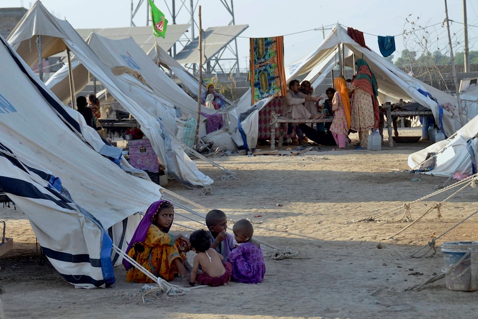 30556590_web1_220930-CPW-Canada-Pakistan-relief-camp_1