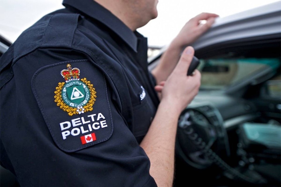 31081440_web1_181106-NDR-M-Delta-police-calling-in