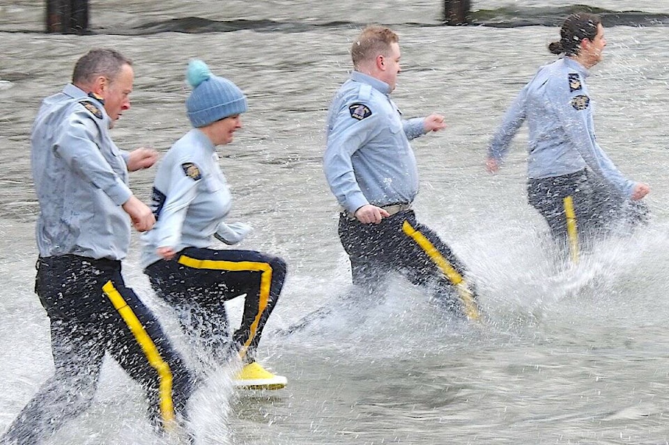 32083557_web1_230309-CPL-RCMP-Plunge-Special-Olympics_1