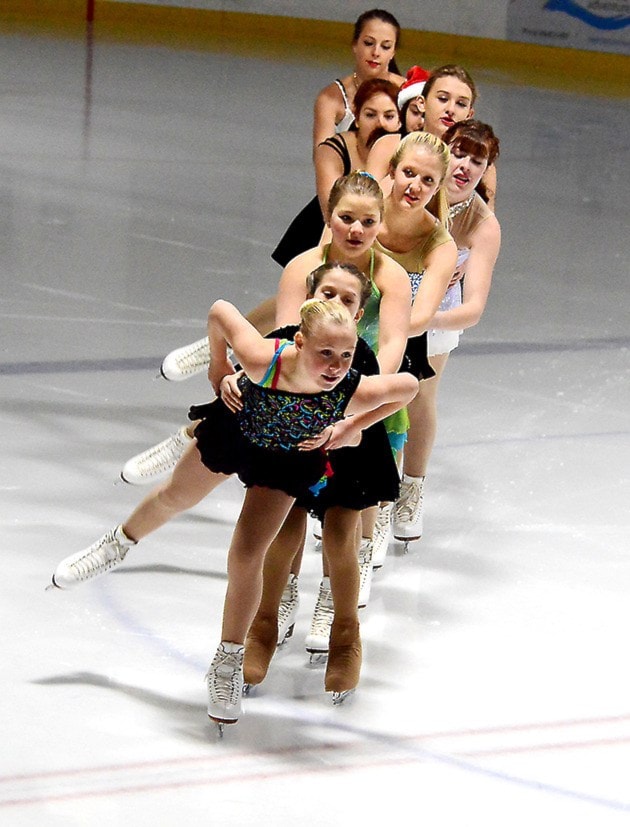 10621clearwaterSkate0793StarSkatersLineVert