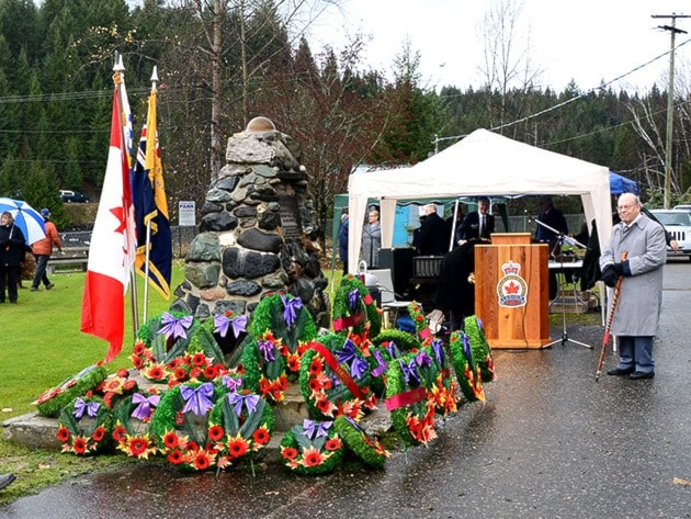 16484clearwaterRem9299cenotaph