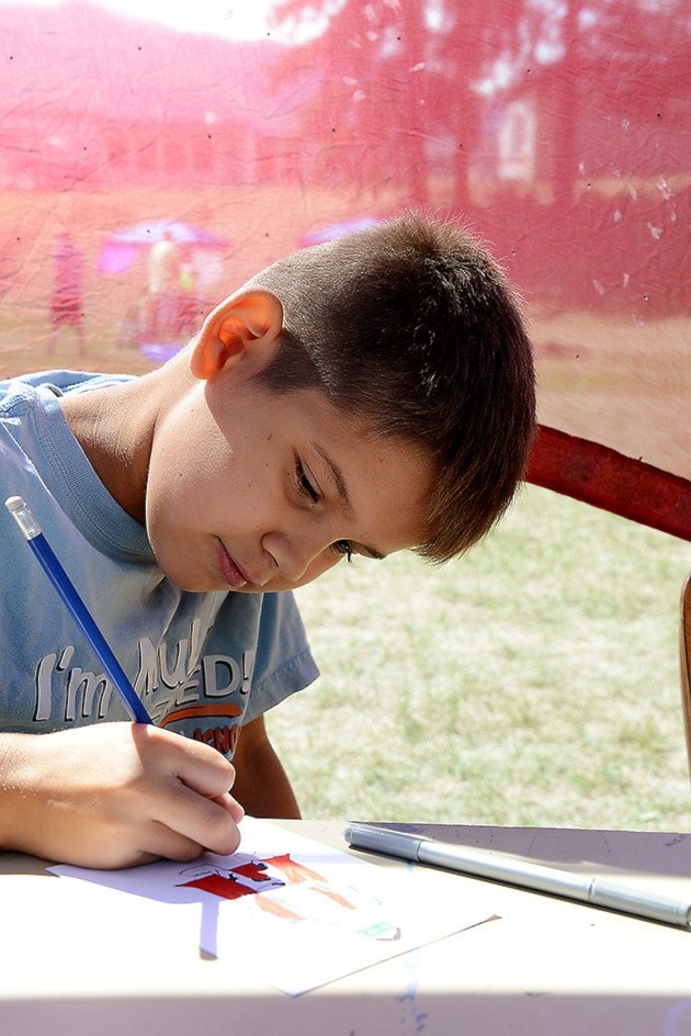 19163clearwaterArtFest4698BoyDraws