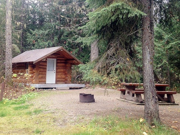 43776clearwaterWGPcabinOutside