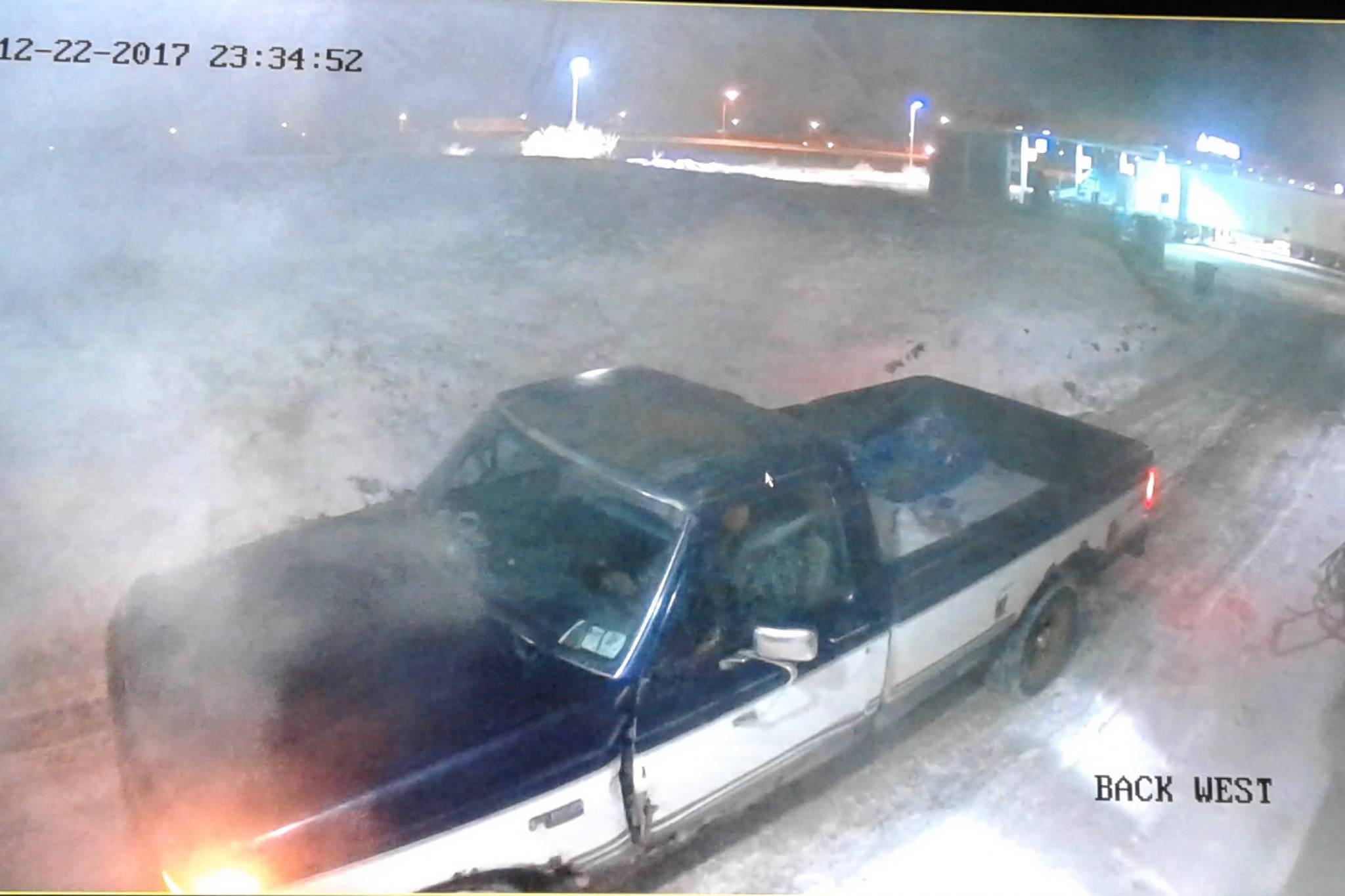 Cash stolen after knifewielding man robs Kamloops gas station Clearwater Times