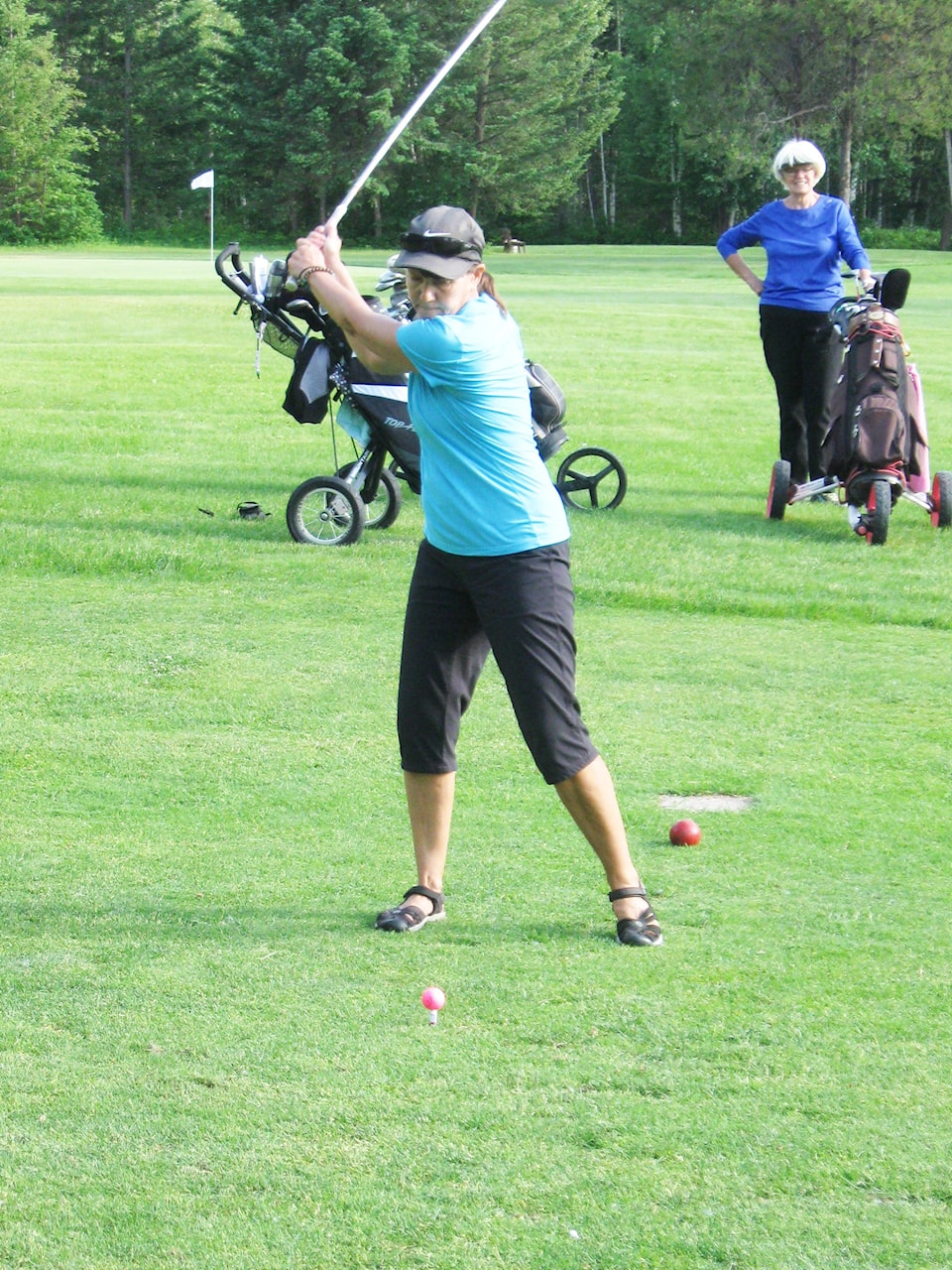 12256303_web1_Ladies-golf-copy