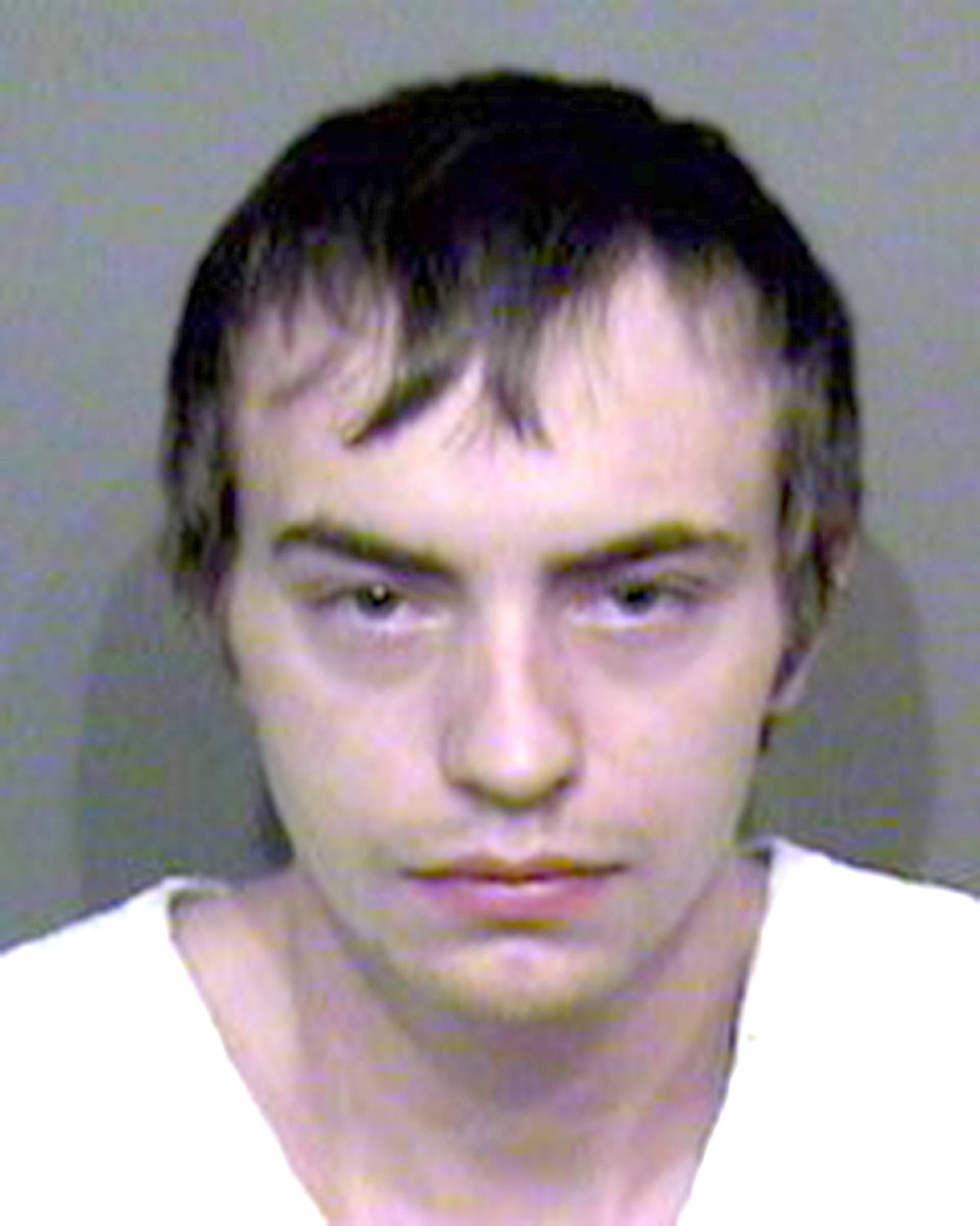 15355696_web1_Layton-McLaren-Wanted-by-RCMP