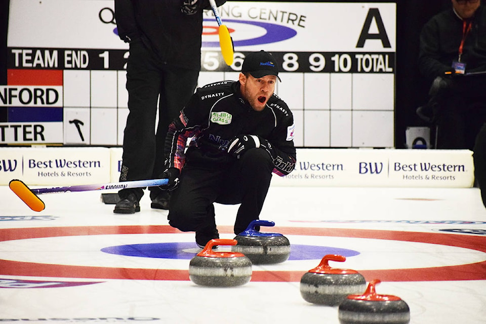 15853187_web1_190201-QCO-Curling3