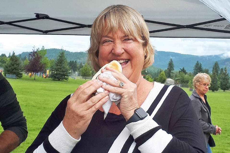 17814436_web1_Cathy-McLeod-Nat-Hot-Dog-Day