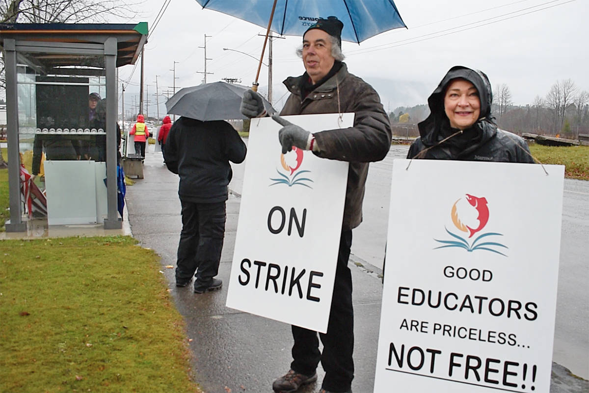 19291749_web1_TST-UNBC-strike4