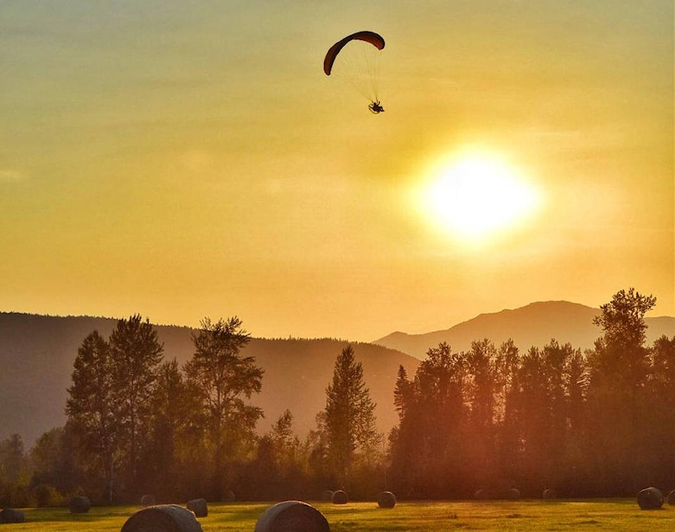 22443462_web1_200820-NTC-paragliding-2_1