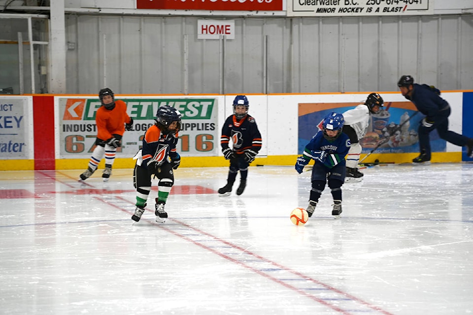 26318724_web1_210902-NTC-hockeyschool-standalone-soccer_1