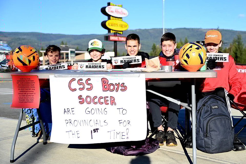 27022969_web1_211104-NTC-soccer-raiders_1