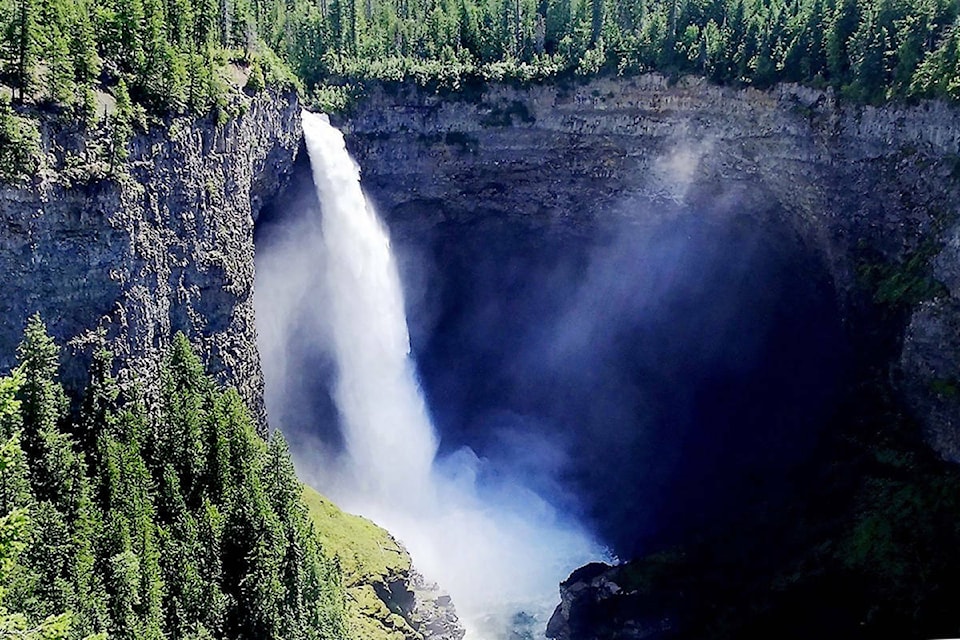 Helmcken Falls (File photo)