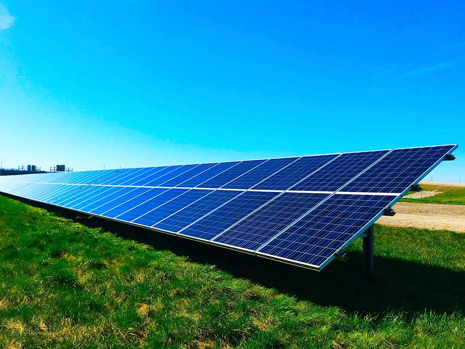 29187798_web1_solarcourse-iwk-210907-solar_1