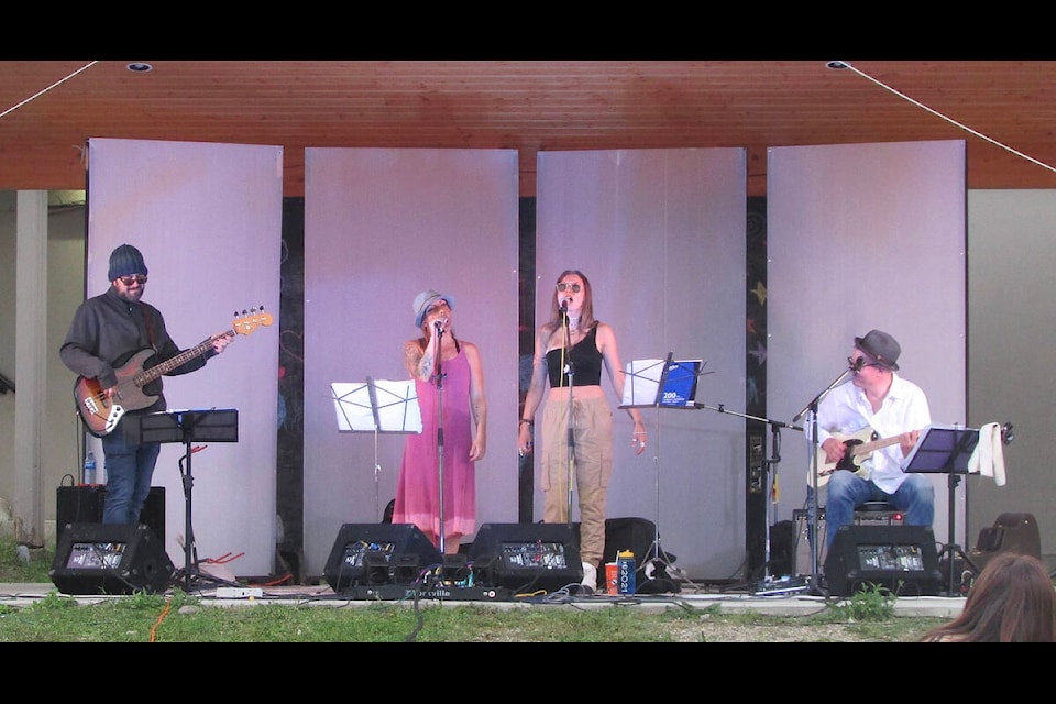 The Rawn Side of Town with Suz ‘n’ Jonny’s Blues Band performed at the Dutch Lake Community Centre stage on Thursday. (Submitted photo)