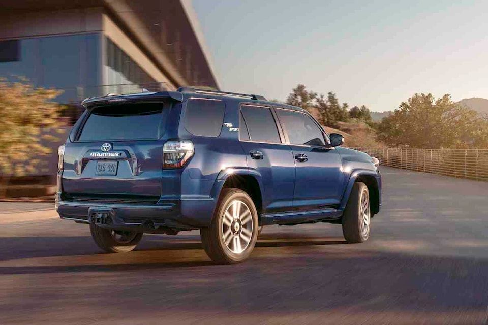 31151617_web1_221128-TodaysDrive-Toyota4Runner_1