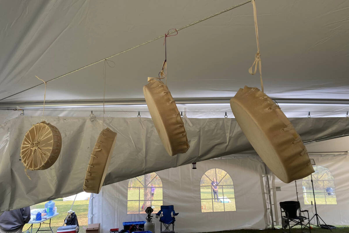 34000100_web1_RSZ-drums-hanging-374506974_10160655687250923_6775983909777753739_n