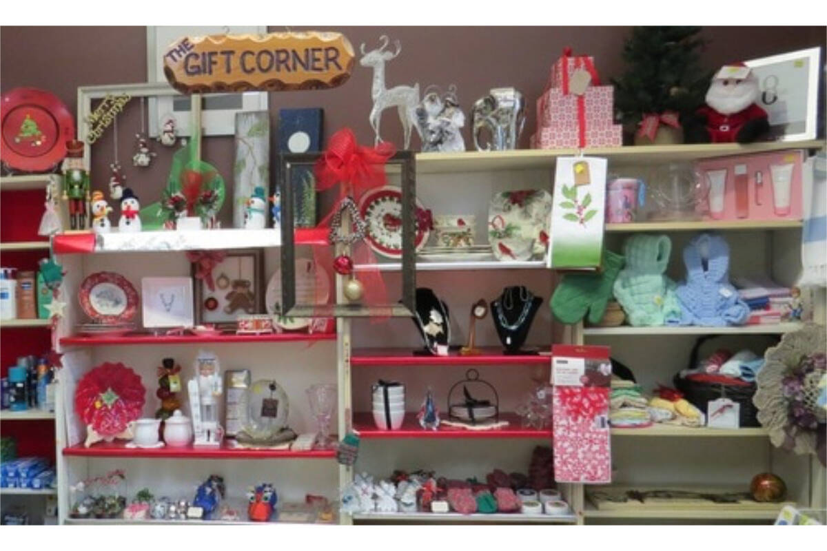 34072269_web1_RSZGift-Shoppe-img-7836