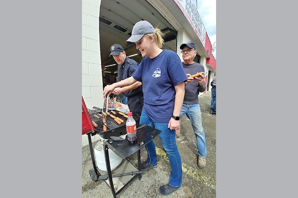 rsz-from-our-archives-16713624_web1_barrierefireopenhouseellipic
